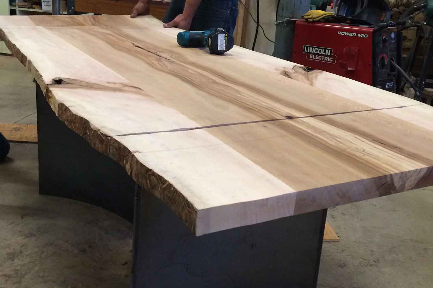sycamore dining table
